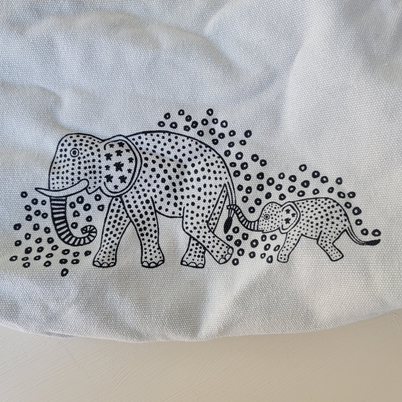 Blue Elephant Cosmetic Bag - Picture 3 of 11
